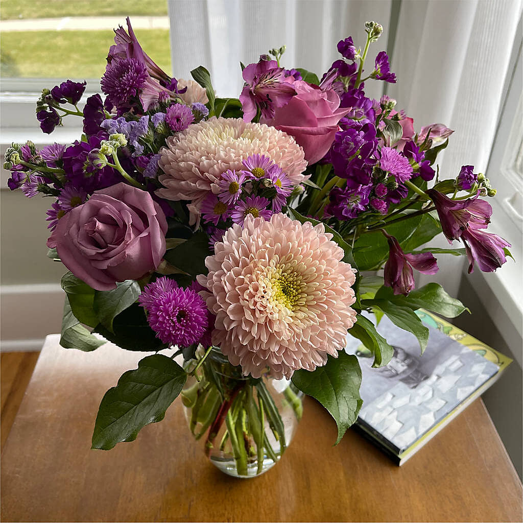 Ultraviolet Bouquet – BRAD'S FLORIST, Paris IL