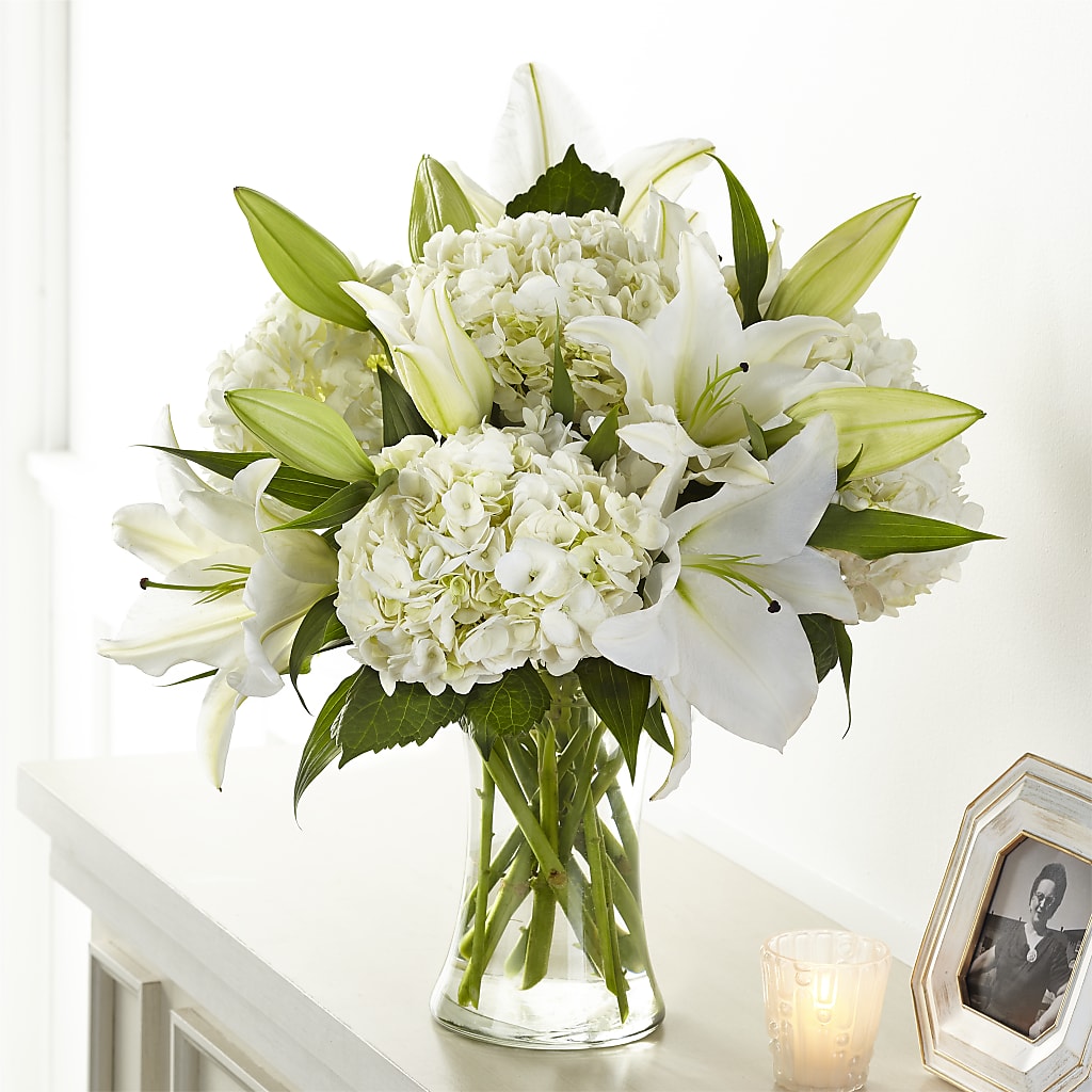 Compassionate Lily Bouquet – BRAD'S FLORIST, Paris IL