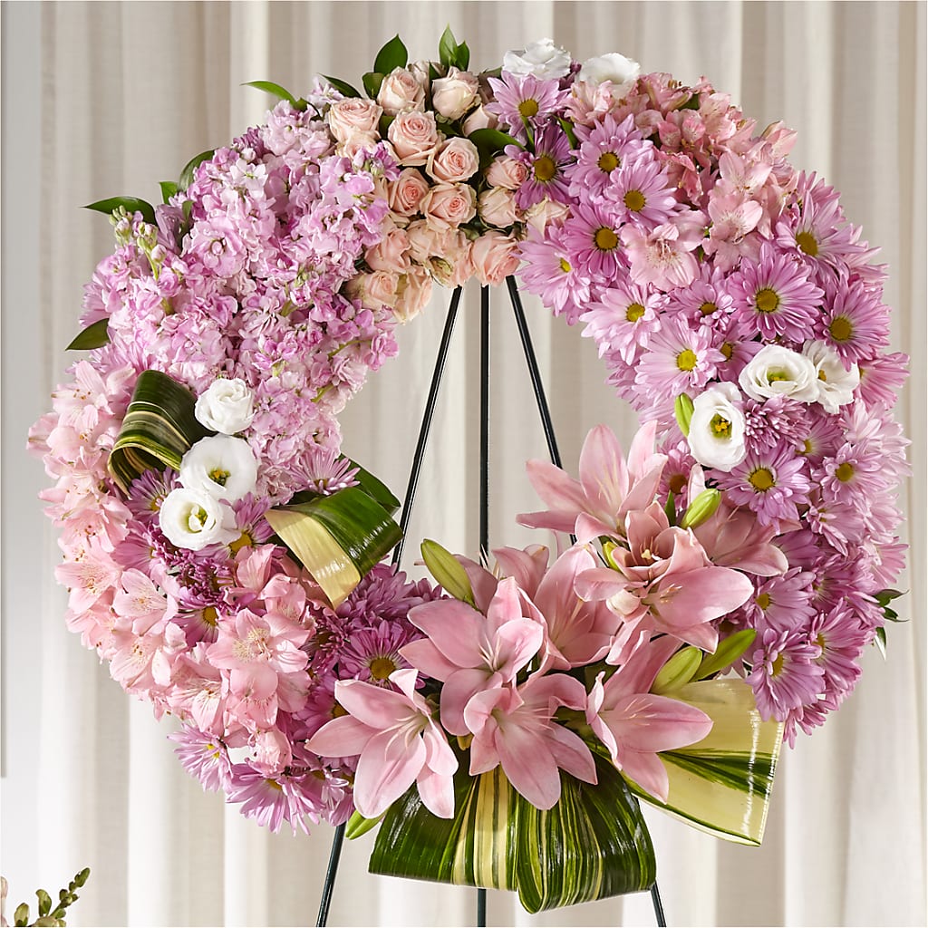 Gift of Warmth Wreath – BRAD'S FLORIST, Paris IL