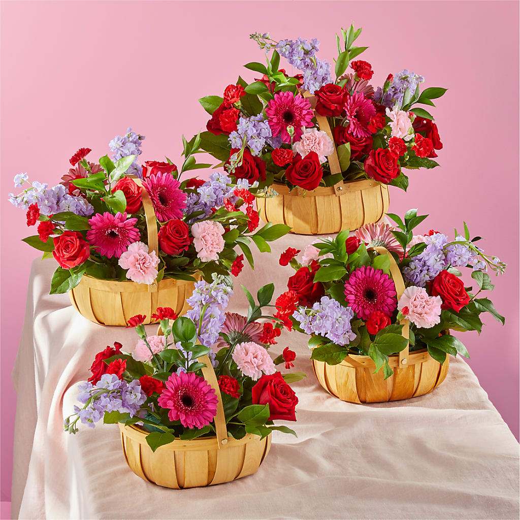 Pink Picnic Basket – BRAD'S FLORIST, Paris IL