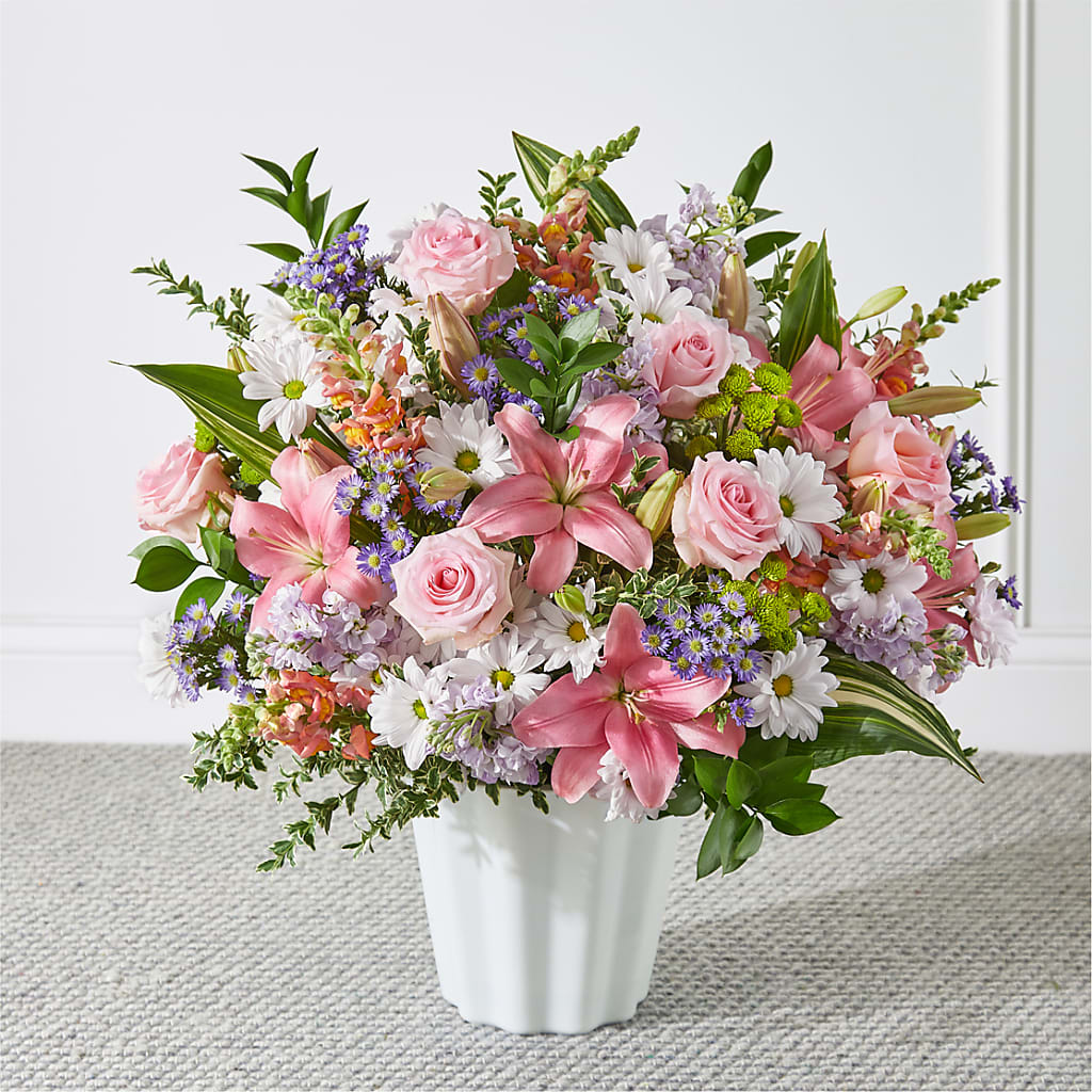 Abundant Compassion Floor Basket – BRAD'S FLORIST, Paris IL