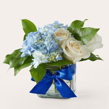 Sky Blue Delight Bouquet – BRAD'S FLORIST, Paris IL
