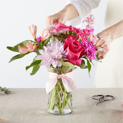 Pink Ribbon - A Florist Original – BRAD'S FLORIST, Paris IL
