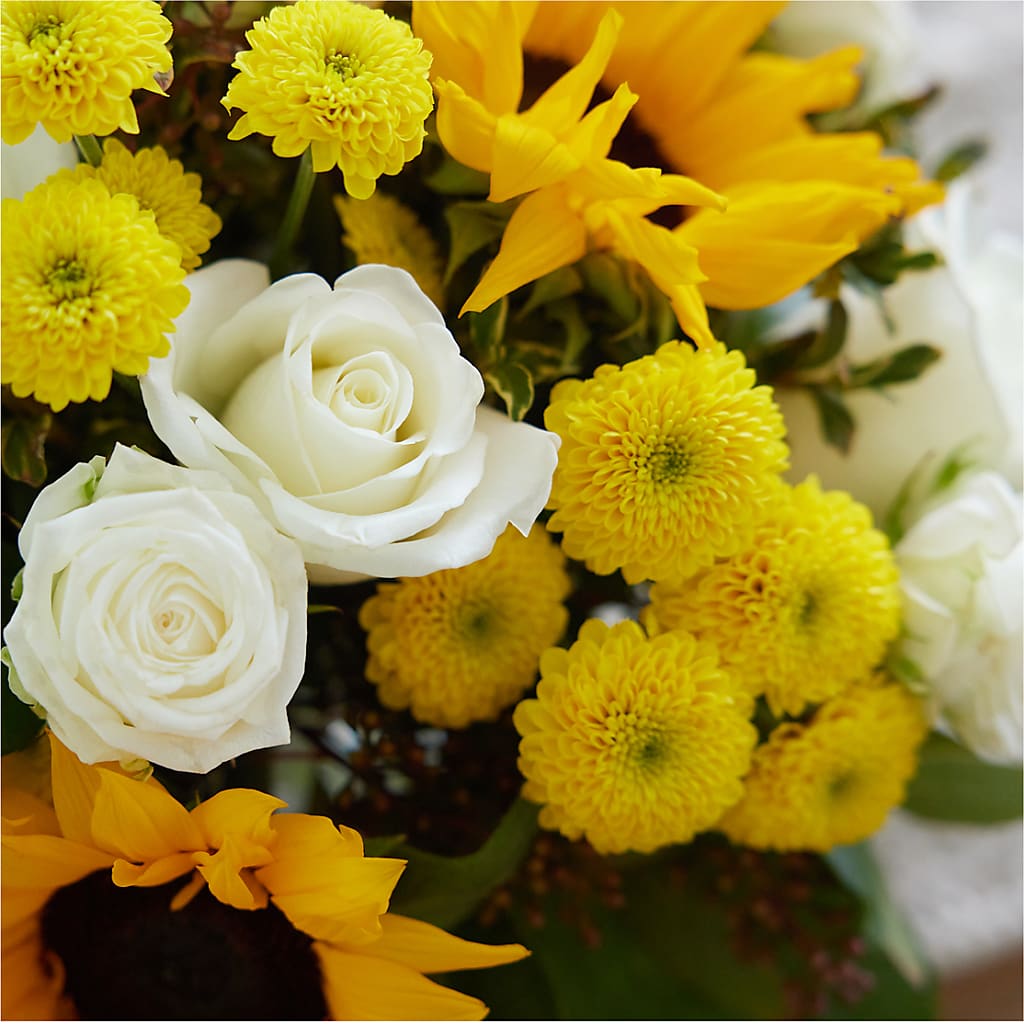 Luminous Morning Bouquet – BRAD'S FLORIST, Paris IL
