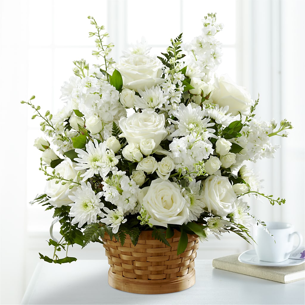 Heartfelt Condolences Arrangement – BRAD'S FLORIST, Paris IL