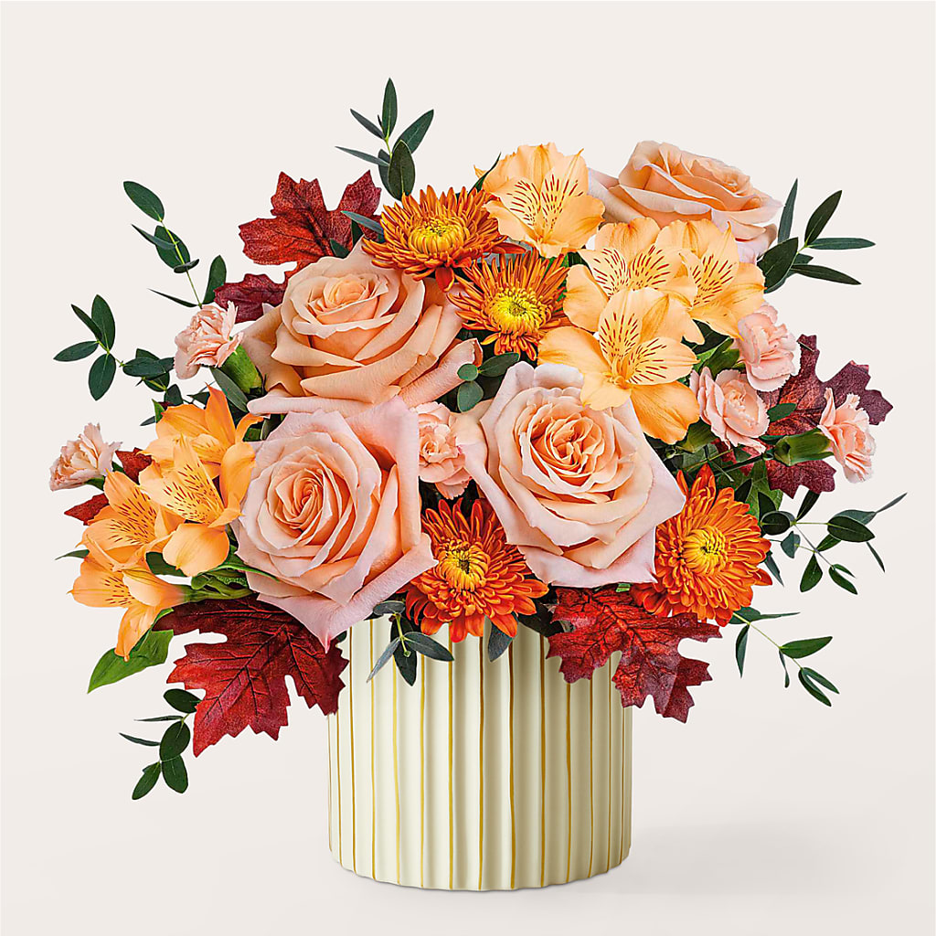 Spiced Latte Bouquet with Ivory Vase – BRAD'S FLORIST, Paris IL