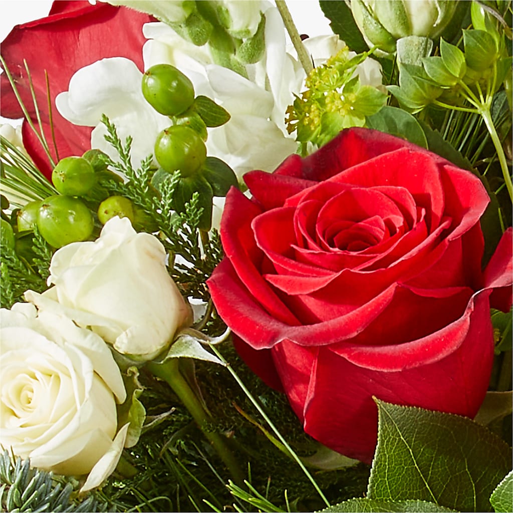 Deck the Halls Bouquet – BRAD'S FLORIST, Paris IL