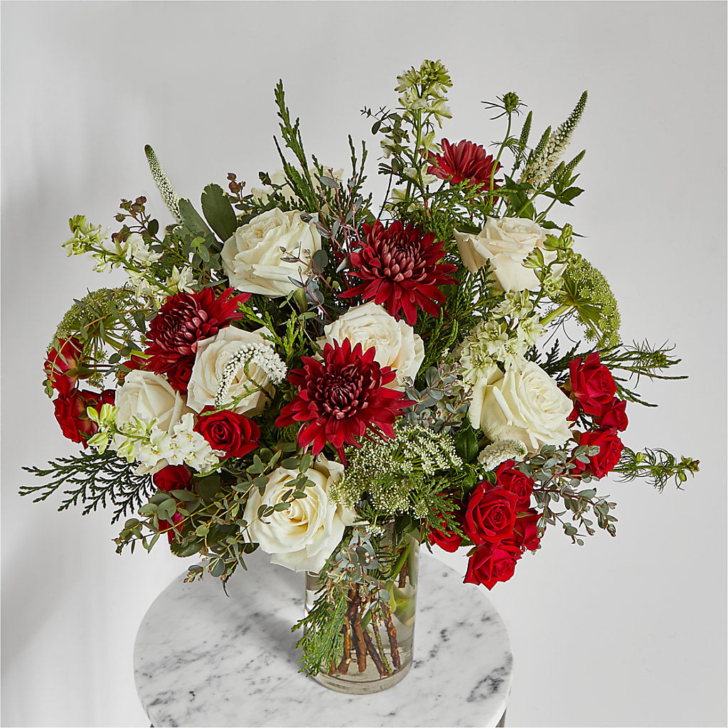Favorite Traditions Bouquet – BRAD'S FLORIST, Paris IL