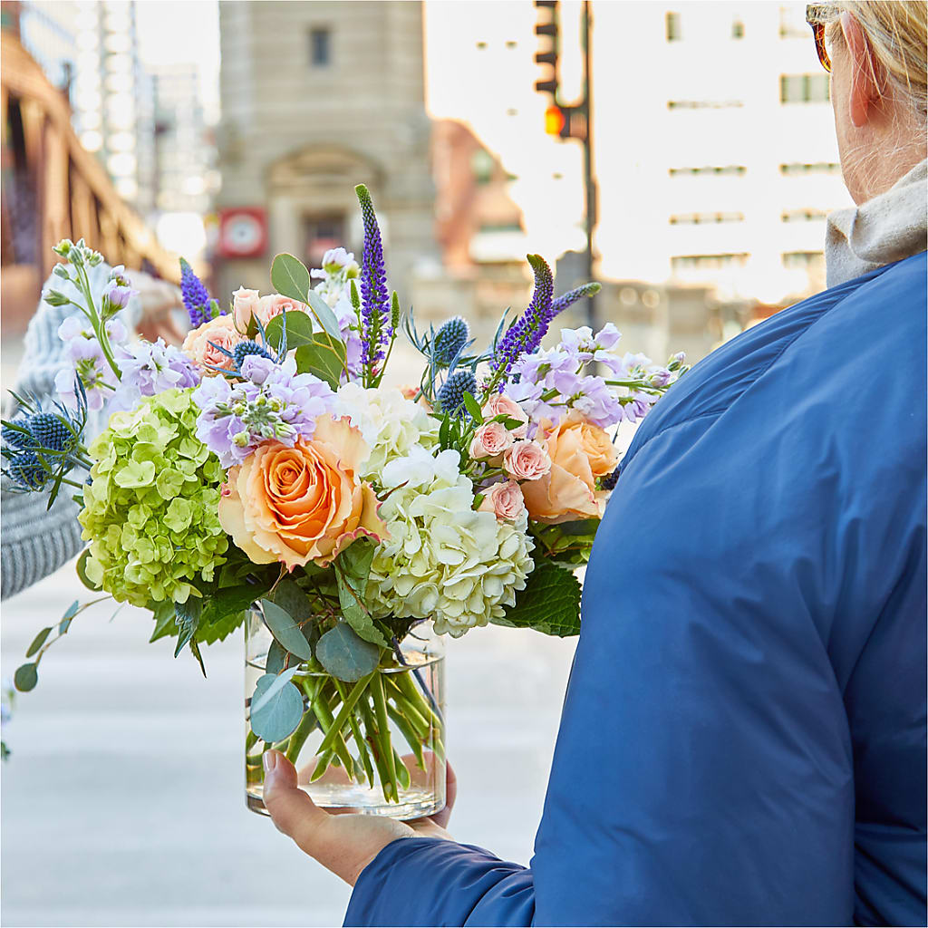 Porch Swing Bouquet – BRAD'S FLORIST, Paris IL