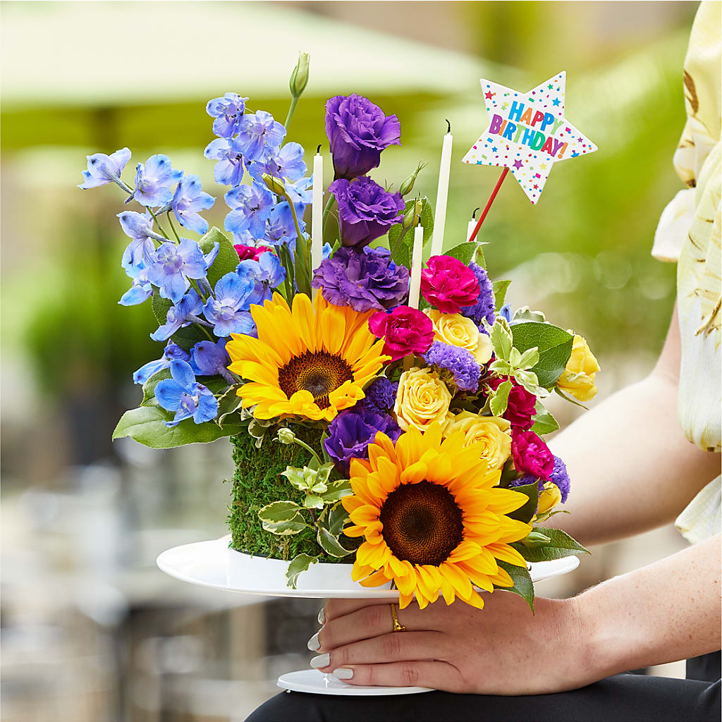 Star of the Day Floral Cake – BRAD'S FLORIST, Paris IL