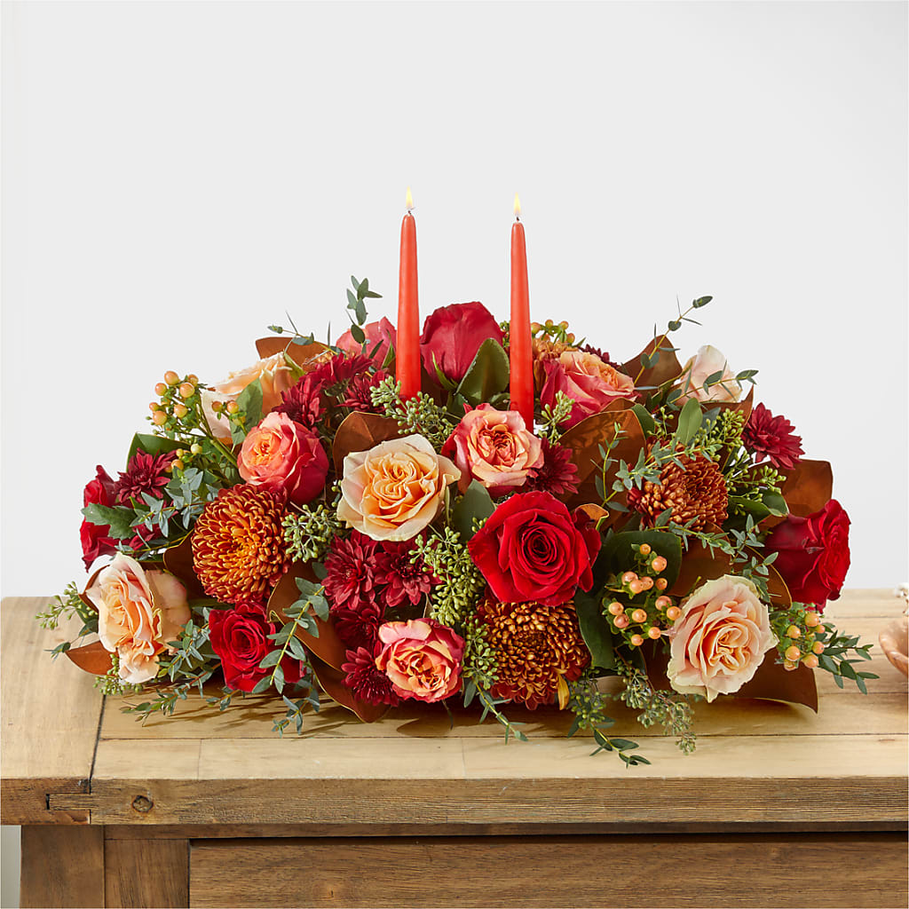 Gather Near Centerpiece – BRAD'S FLORIST, Paris IL