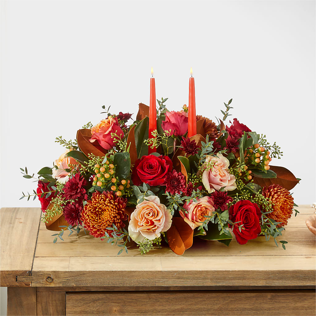Gather Near Centerpiece – BRAD'S FLORIST, Paris IL