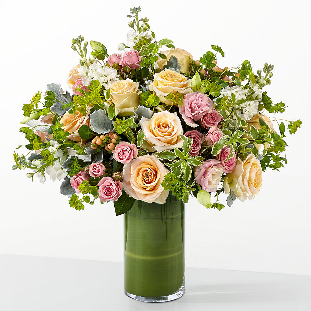 The Glamour Shot – BRAD'S FLORIST, Paris IL